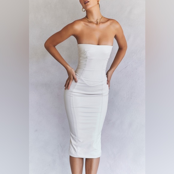 HOUSE OF CB 'Camilla' Ivory Vegan Leather Strapless Dress NWOT - Picture 5 of 15